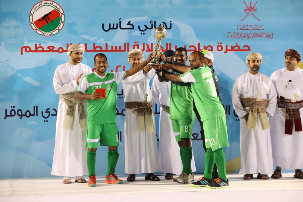 تتويج صحار بلقب مسابقة كأس الهوكي