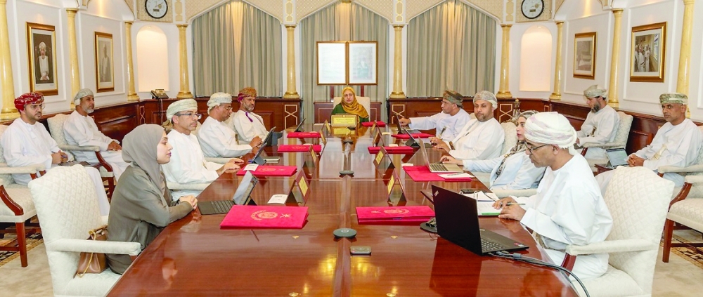 وزيرة التعليم العالي تترأس الاجتماع