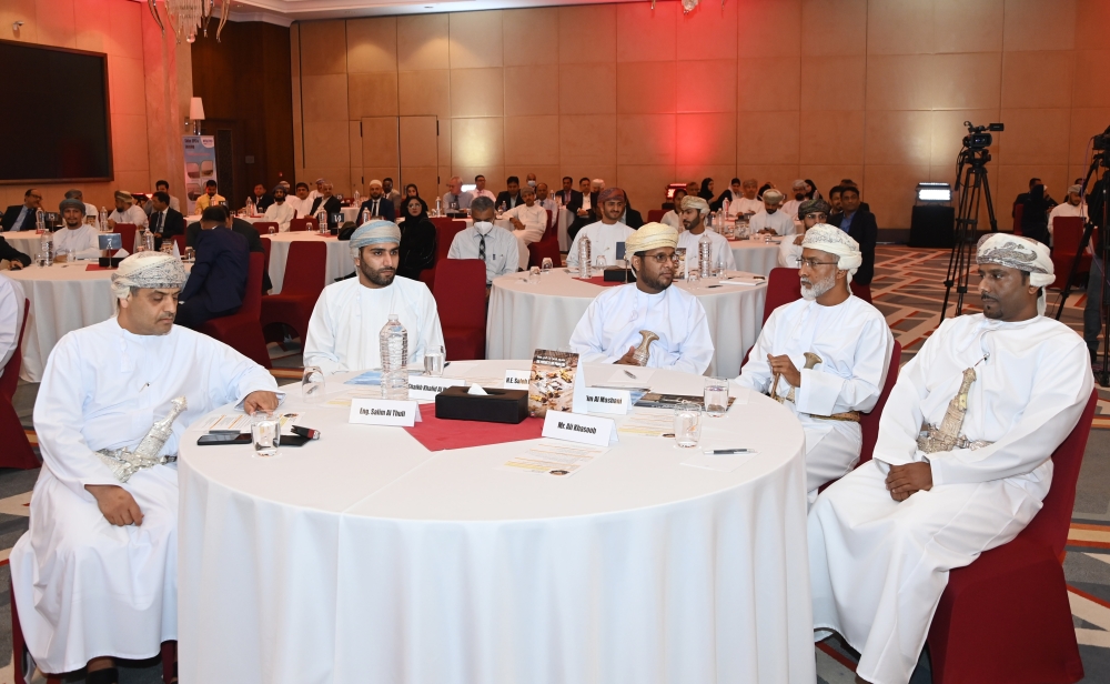 راعي مؤتمر التصنيع والحضور  
