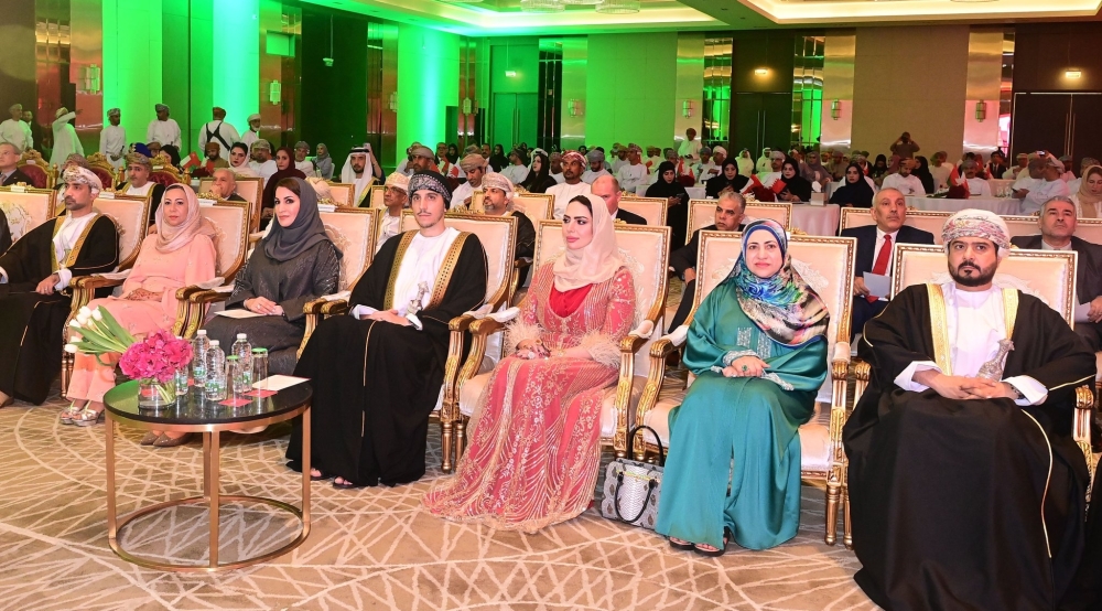 راعي الحفل والحضور