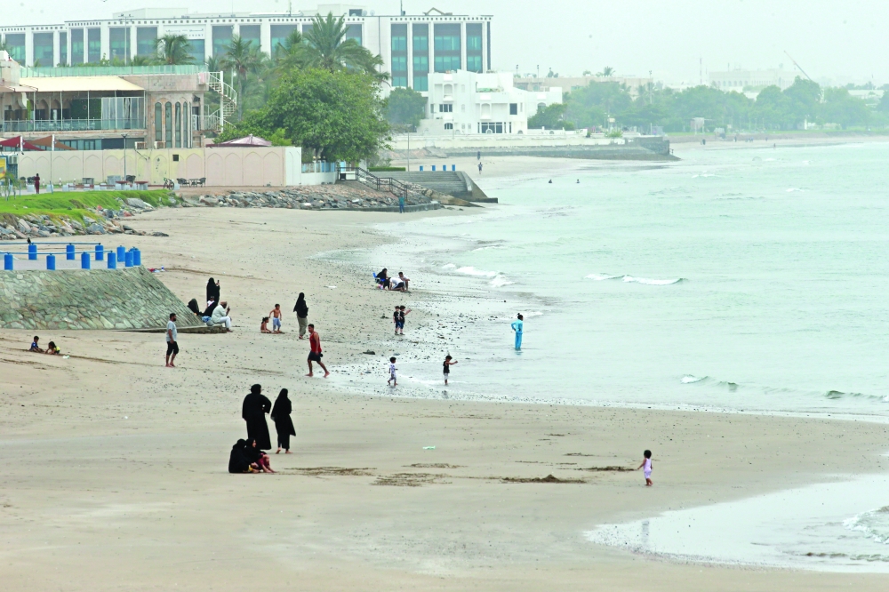 أجواء معتدلة الحرارة شهدتها مسقط 