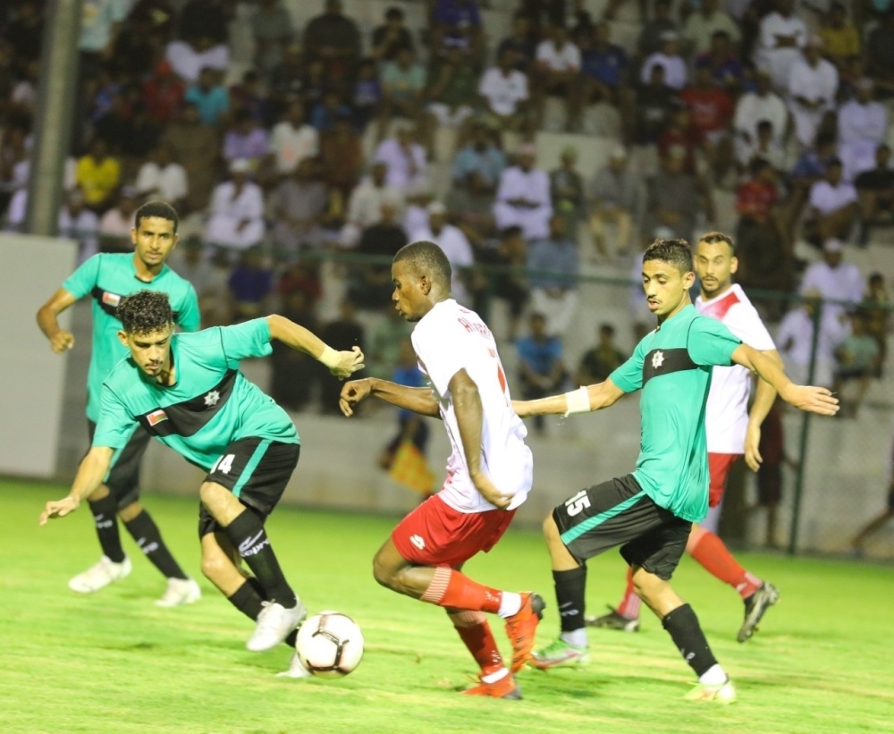 جانب من لقاءات كروية نادي الشباب