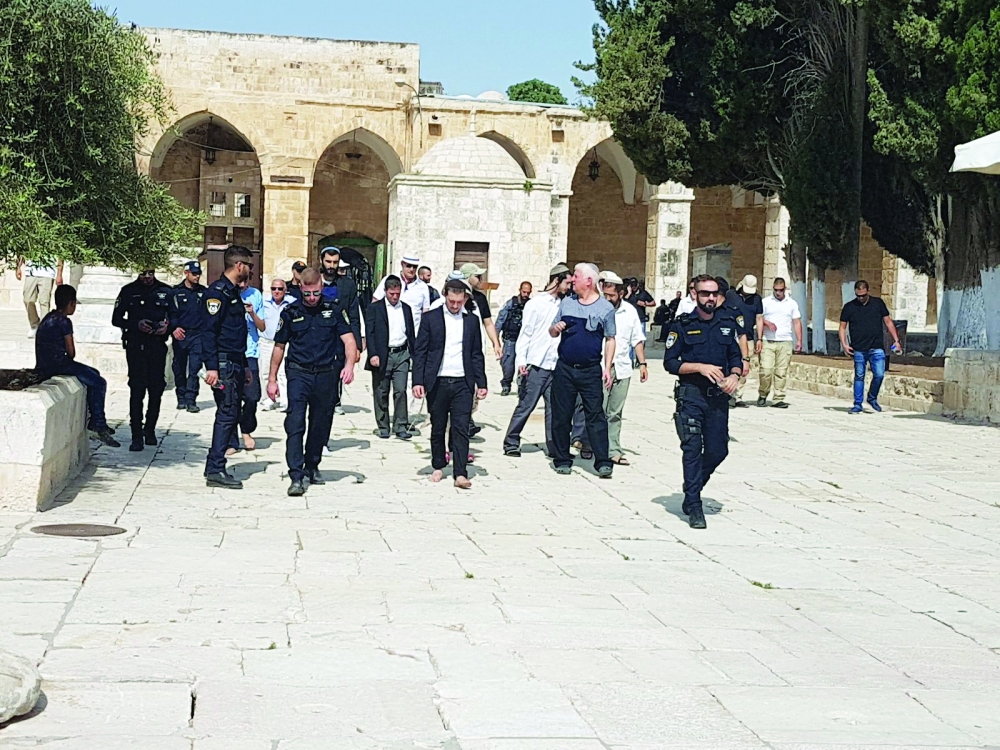 مستوطنون يقتحمون باحات الاقصى..  ارشيفية