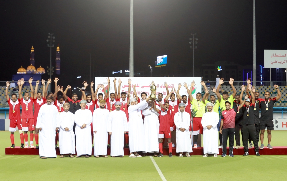 تتويج نادي البشائر بلقب دوري الشباب
