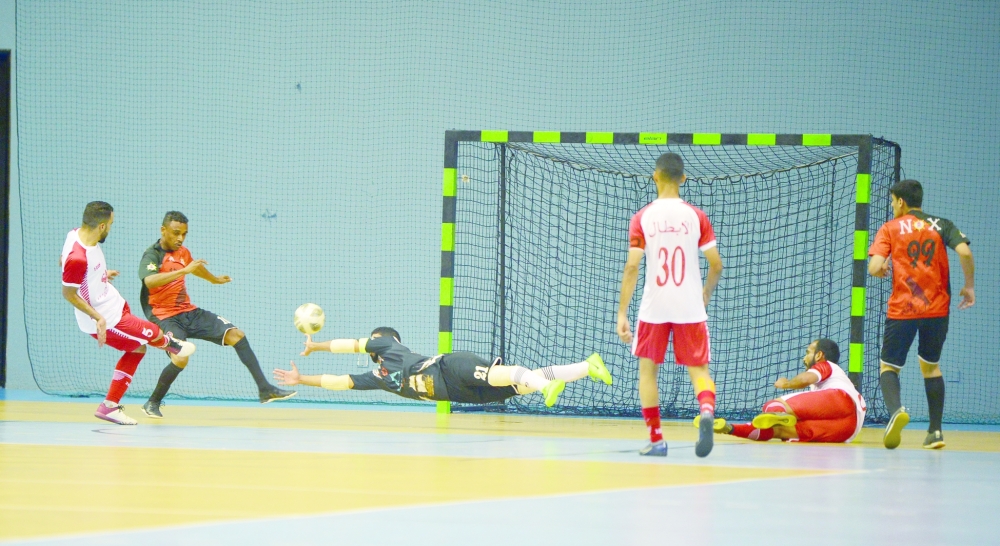 إثارة كبيرة في لقاء فريقي الأبطال والزاوية للخدمات العقارية