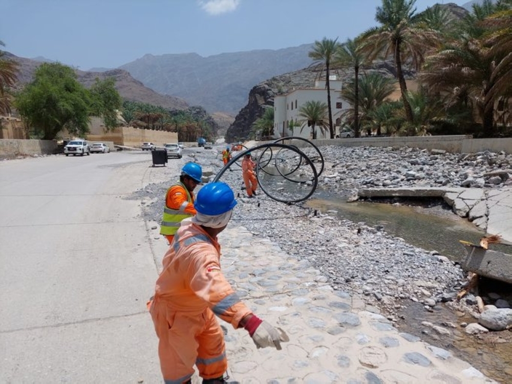 تضافر الجهود لإعادة خدمة الكهرباء