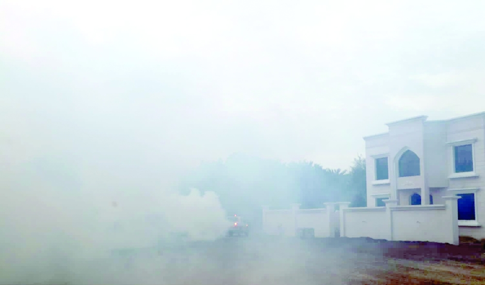 من أعمال رش المناطق