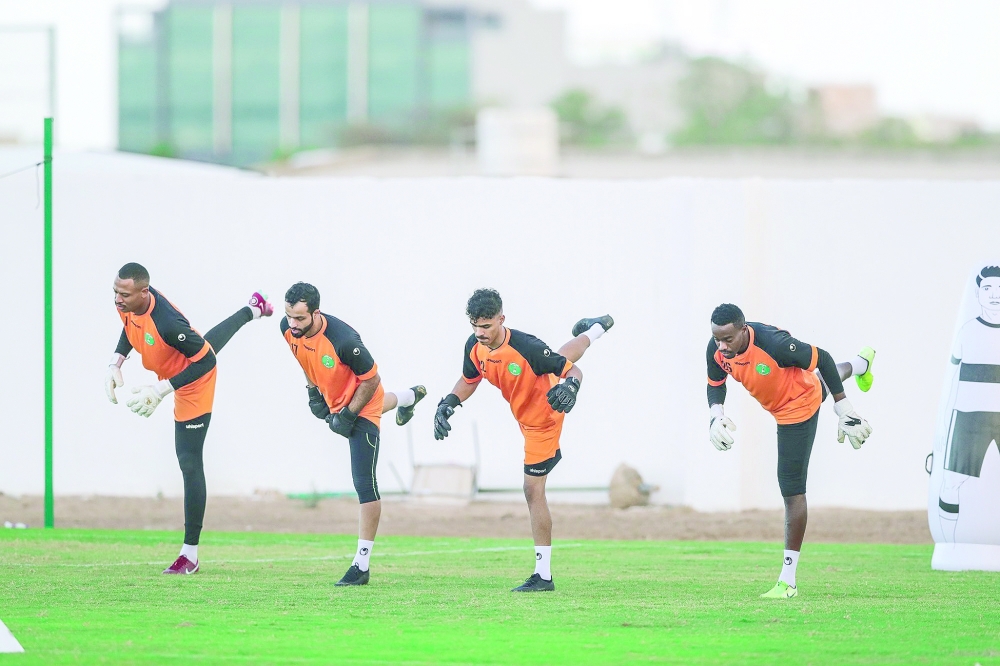 تدريبات حراس فريق النهضة