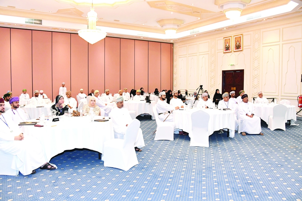 المشاركون في المؤتمر 