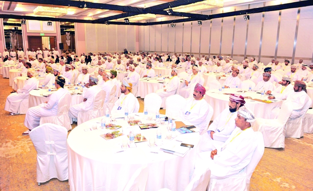 الحضور المشارك في المؤتمر