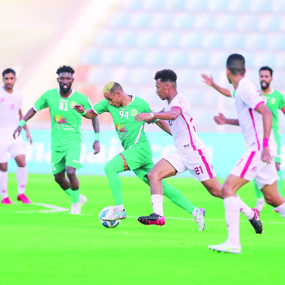 من لقاءات نادي عمان بدوري عمانتل