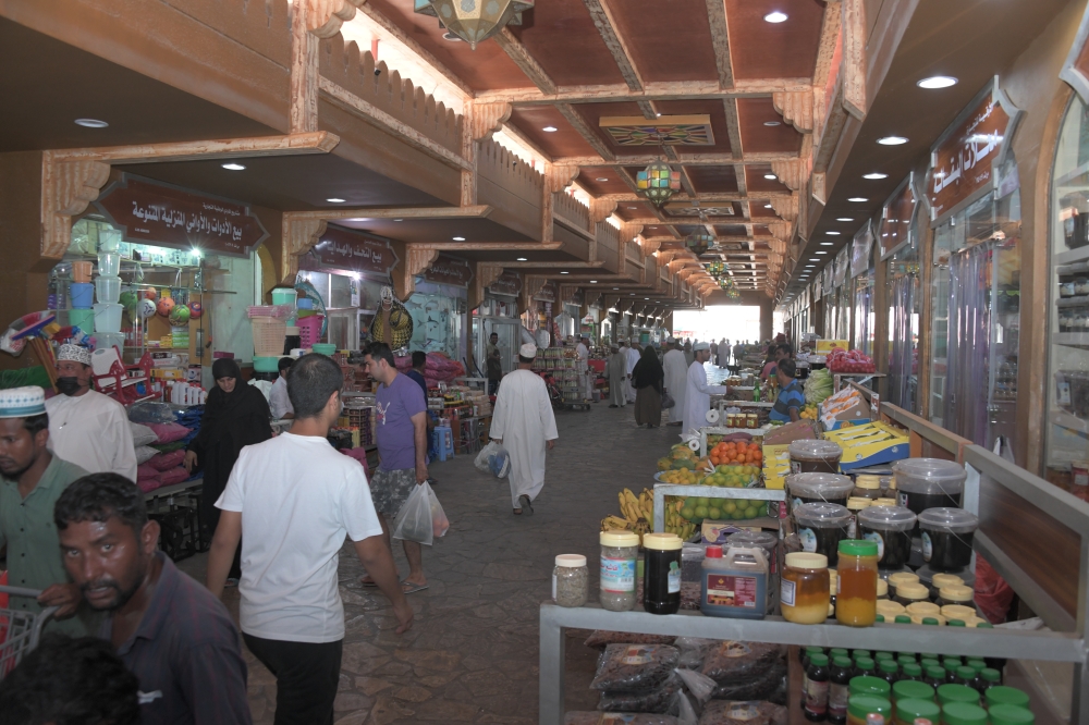 سوق السيب .. تصوير - خلفان الرزيقي