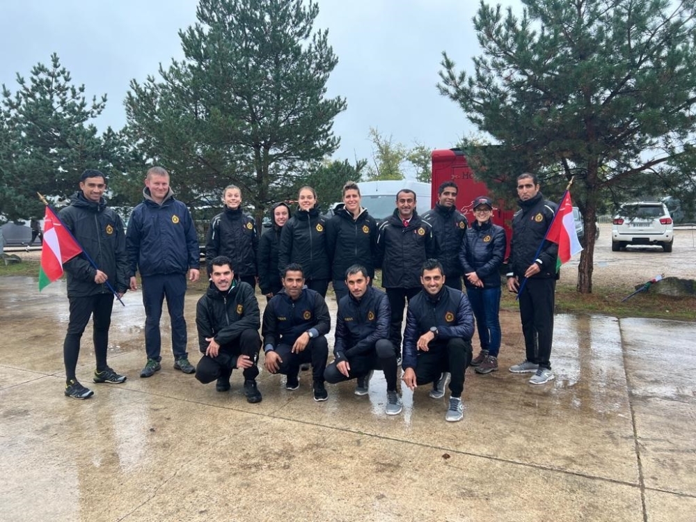 فريق الخيالة السُّلطانية المشارك في السباق