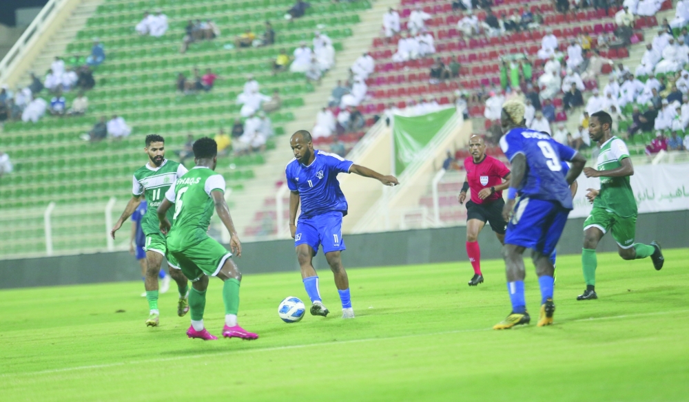 من لقاءات صور بدوري عمانتل