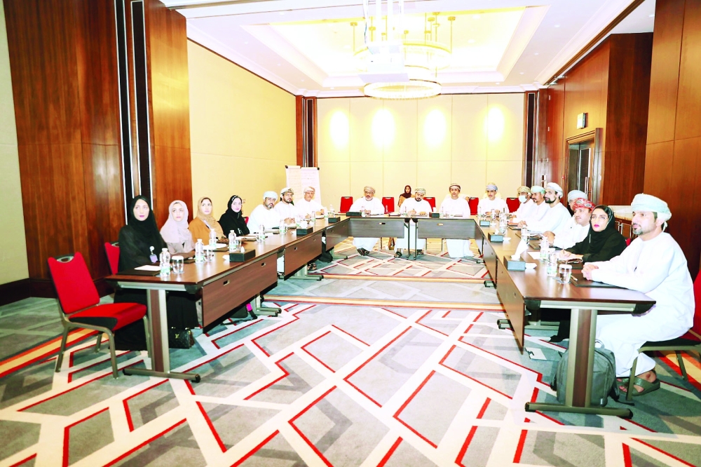 الاجتماع الأول للجنة التسييرية لمختبر الاستثمار في قطاع الرياضة