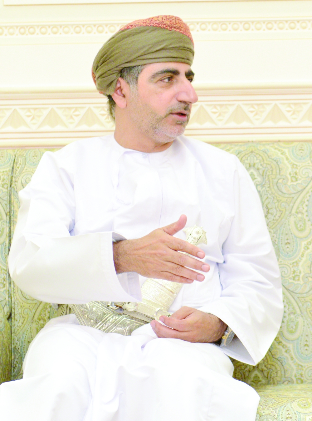 أحمد بن محمد الندابي أمين عام مجلس الشورى