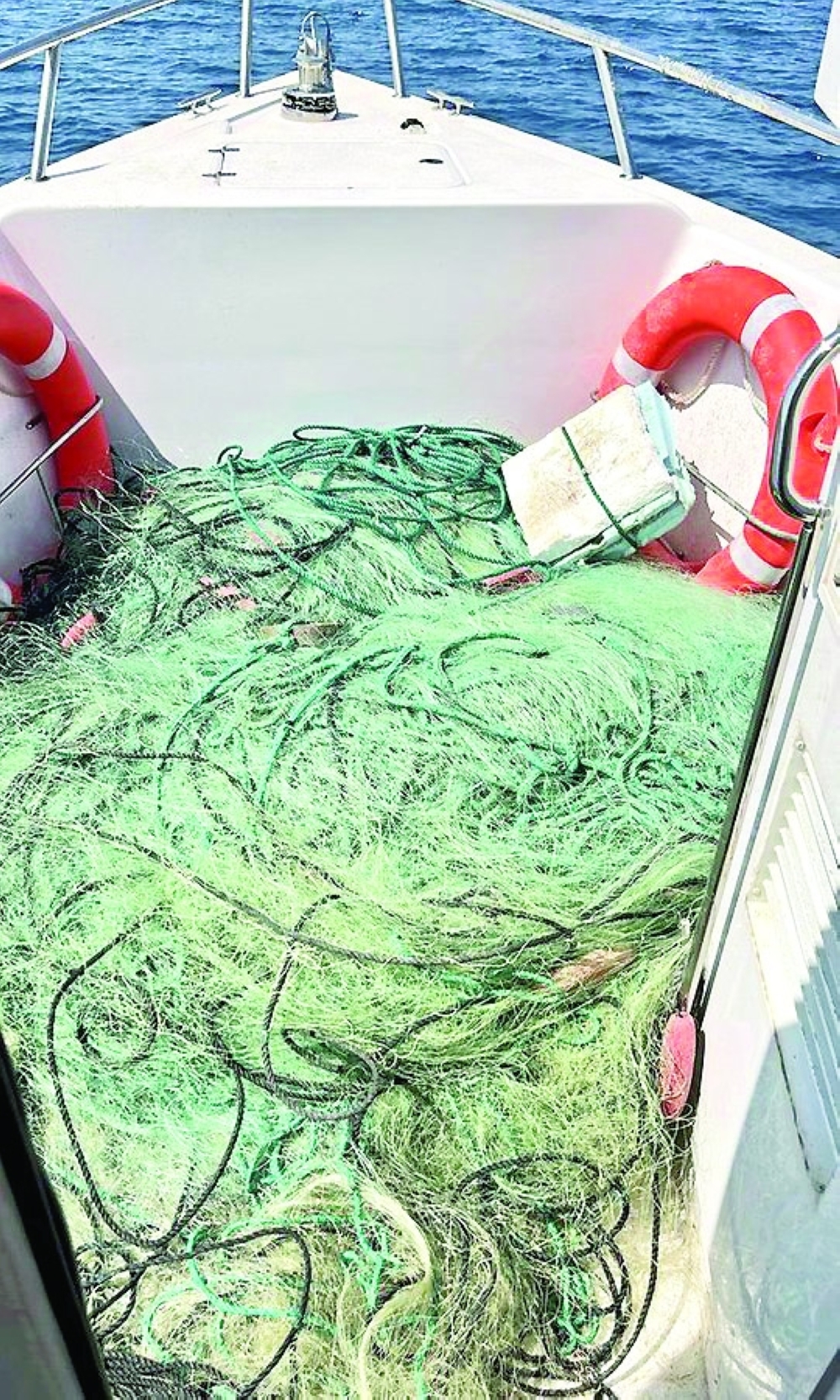 شباك محظورة في الصيد لما فيها أخطار على البيئة البحرية