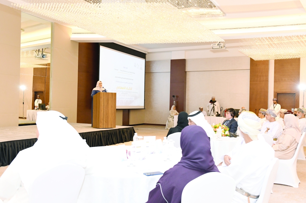 من الحضور الحلقة الإقليمية حول الذكاء الاصطناعي تصوير: هدى البحرية