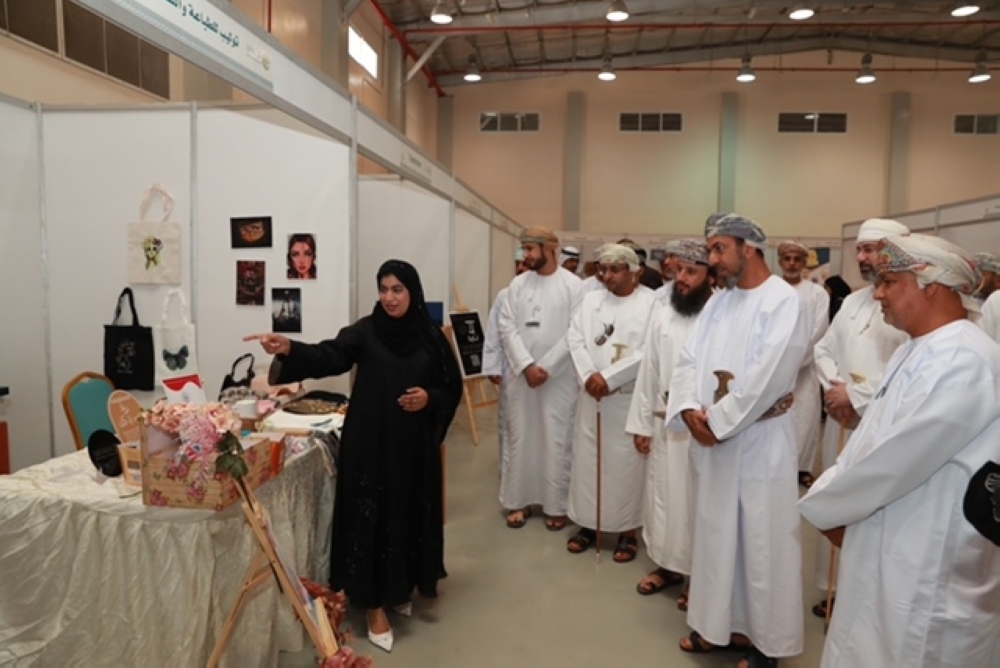 التعرف على المشاريع والافكار المتنوعة بالمعرض