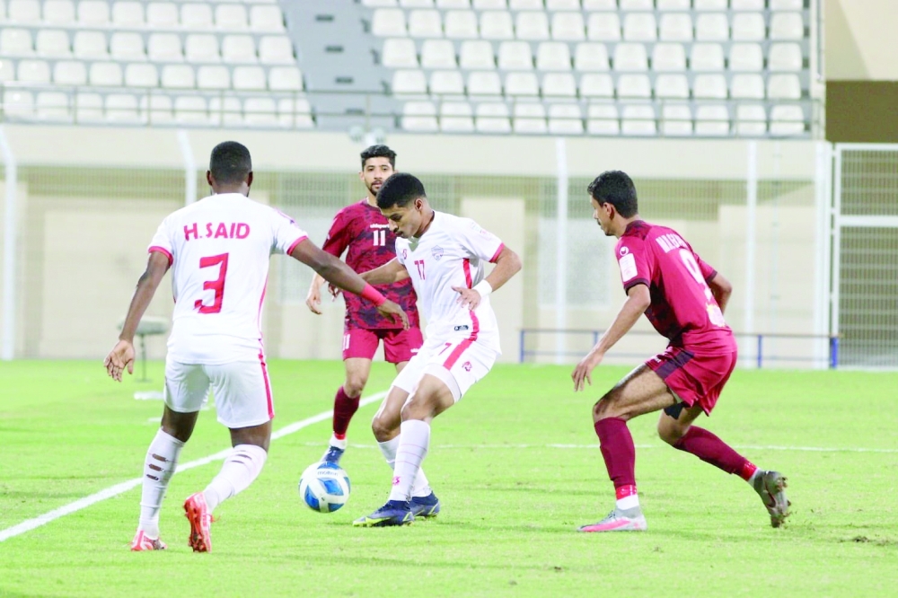 جانب من لقاء الرستاق ونظيره نادي عمان                    تصوير: محمود السالمي