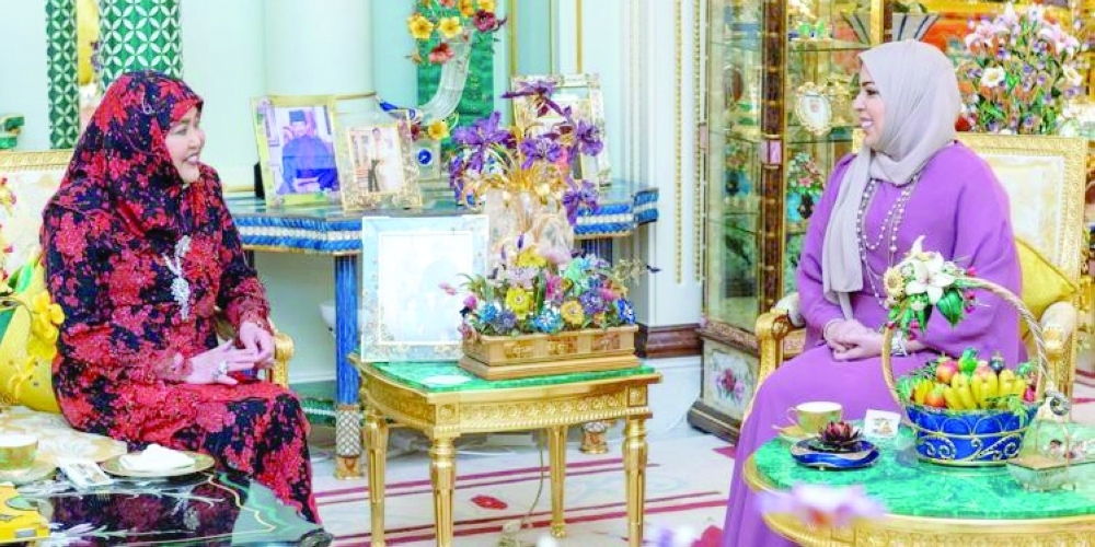 جلالة السلطانة البروناوية تستقبل سفيرة سلطنة عمان