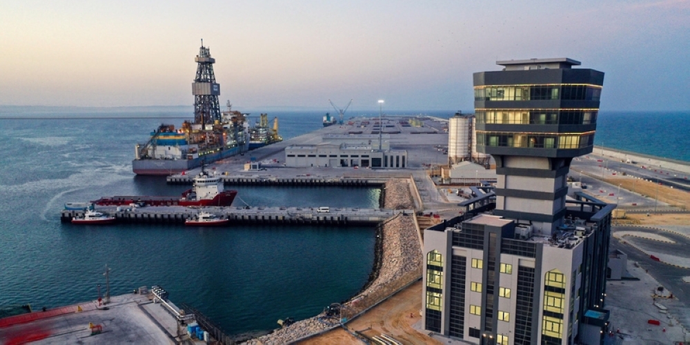 الهيئة العامة للمناطق الاقتصادية الخاصة والمناطق الحرة تبدأ في استخدام خدمة الشات جي بي تي (Chat GPT)