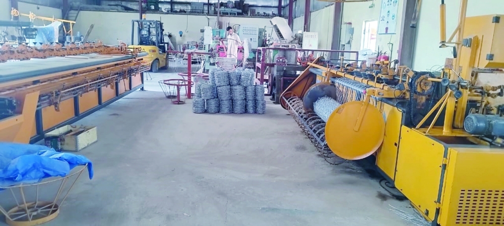 مصنع شركة خيرات مزون