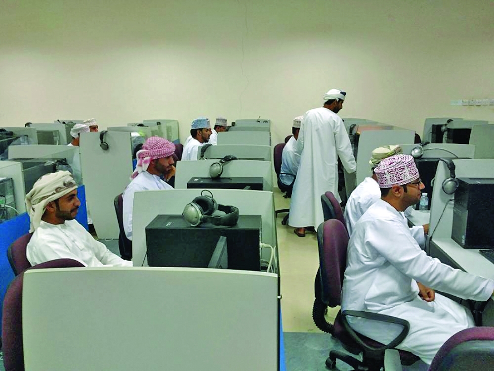 بطئء وضغط دائم على موقع القبول الموحد