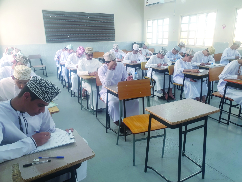 الطلبة المشاركون في البرنامج الصيفي