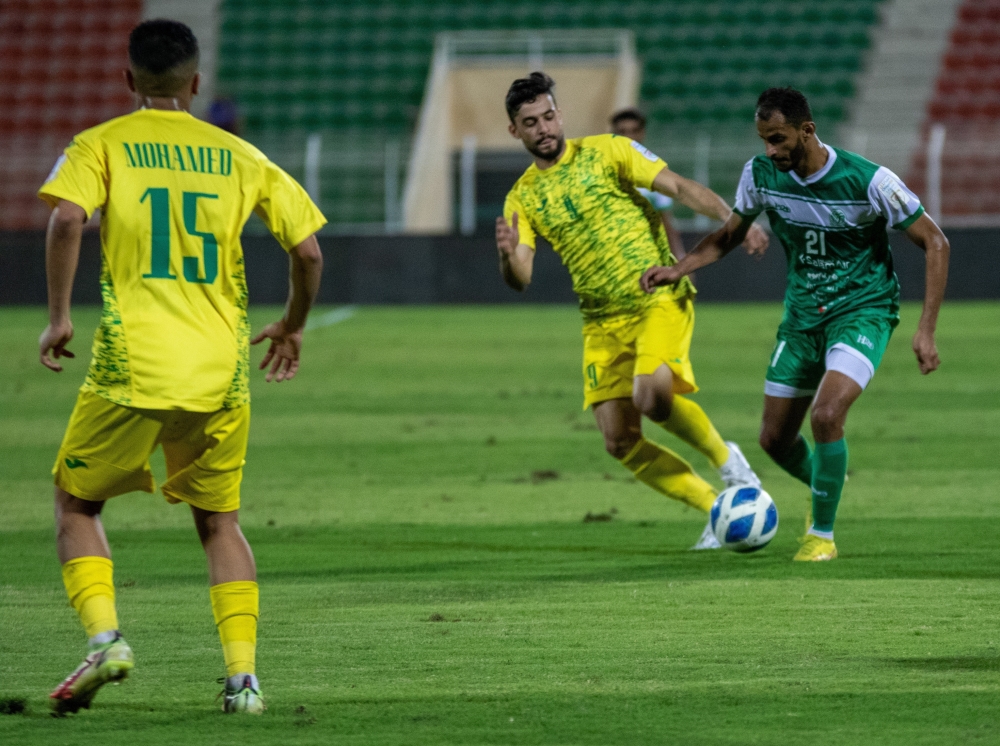 من لقاءات السيب في الموسم الماضي بدوري عمانتل