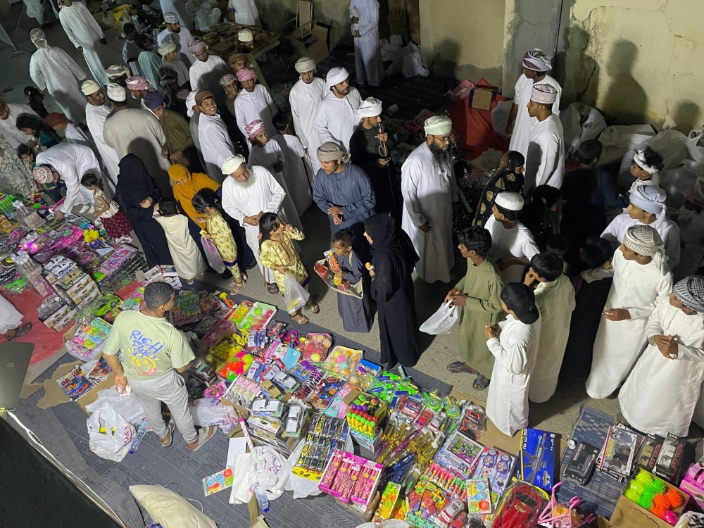 حركة نشطة وإقبال الأطفال على الألعاب بهبطة بدية