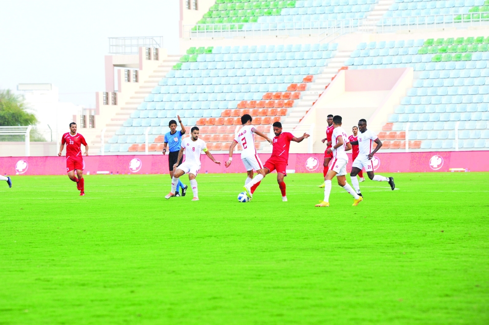 غدا انطلاق منافسات دوري عمانتل في موسمه الجديد