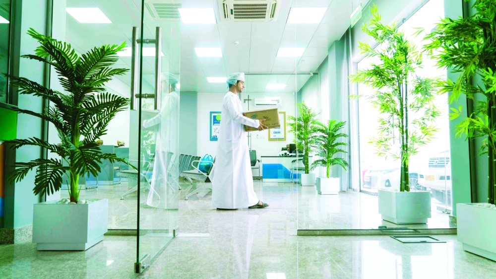 53 شركة تقديم الخدمات البريدية في سلطنة عمان