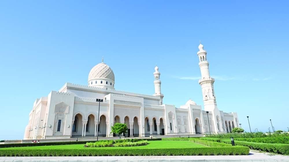 جامع السيدة فاطمة بنت علي بولاية السيب .. «تصوير: عبدالواحد الحمداني»
