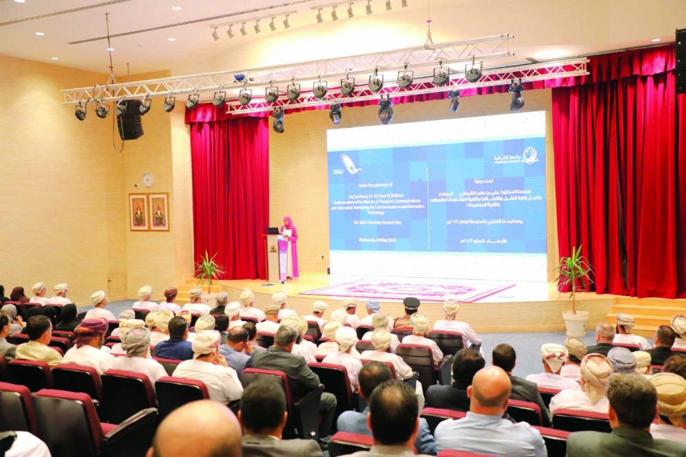 مناقشة عدد من الأوراق العلمية للبحث العلمي