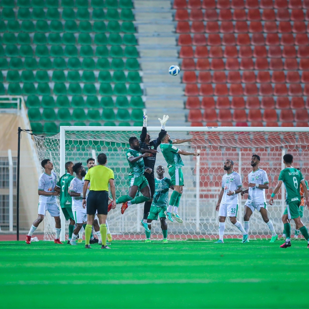 من منافسات المسابقات الكروية 