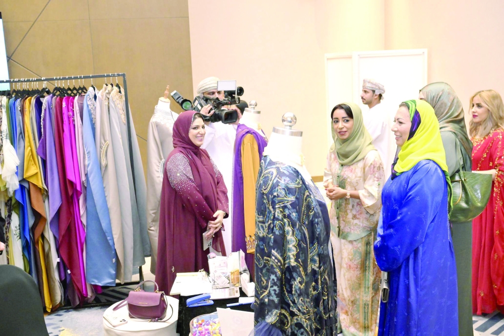 يوفر فرصة لتبادل الخبرات والمهارات في مختلف المجالات