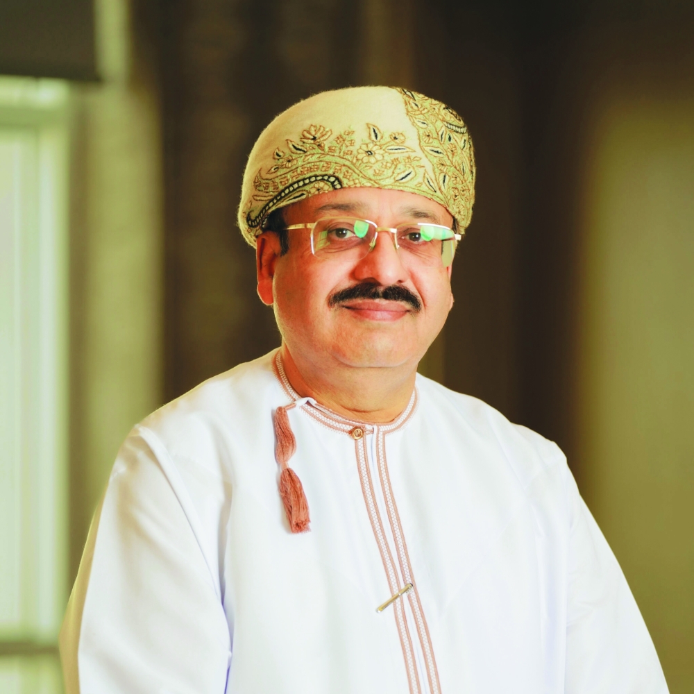 مصطفى اللواتي