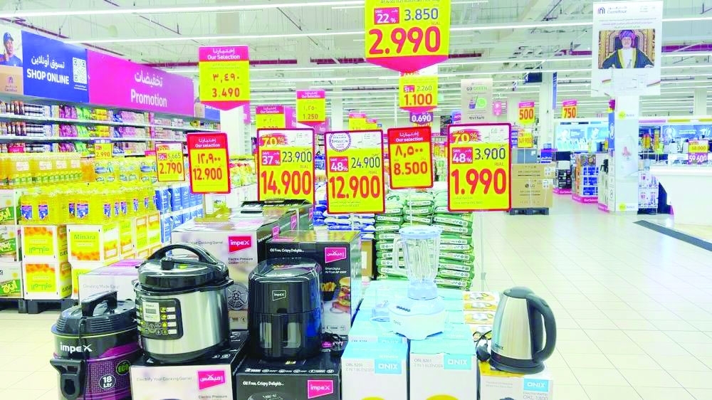 التخفيضات والعروض  تساهم على تحفيز الحركة الشرائية