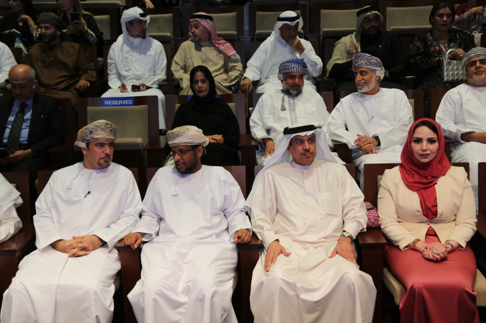راعي الحفل والحضور خلال فعالية الندوة 