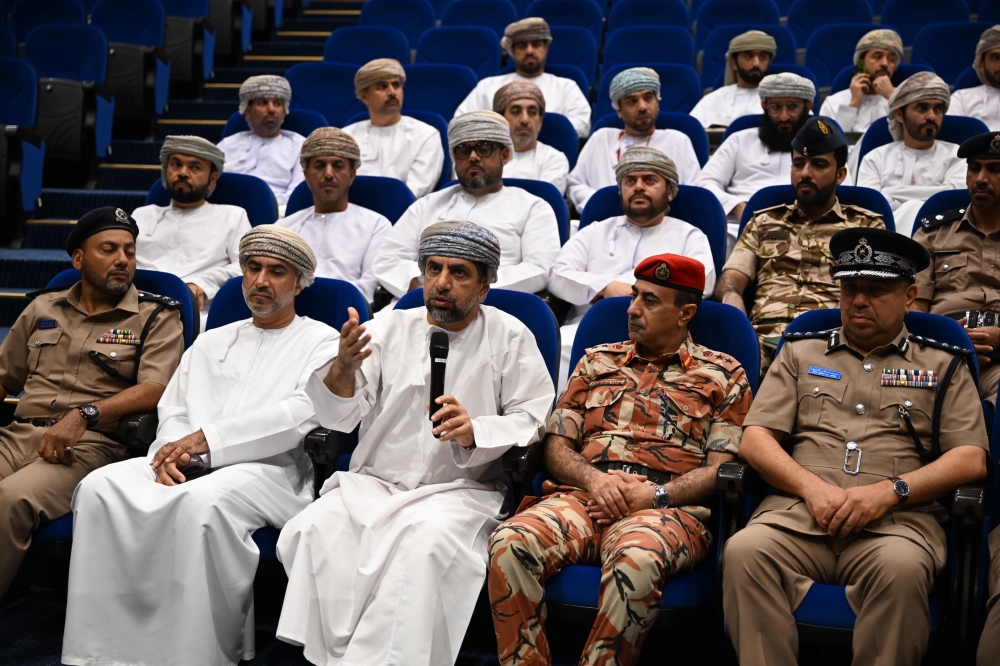  مناقشات في الحلقة التعريفية  بالمنظومة الوطنية لإدارة الحالات الطارئة 