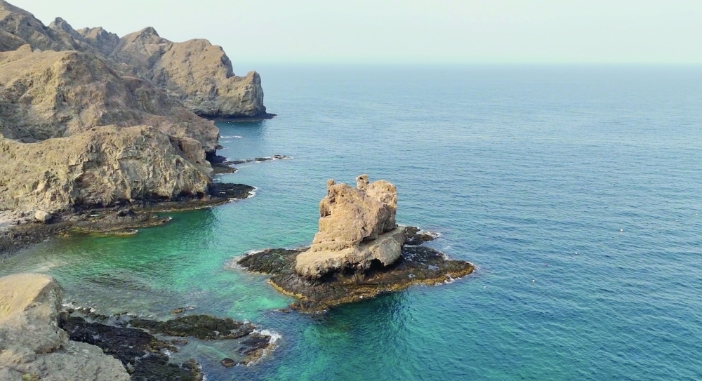 شاطئ سداب.. «تصوير: يوسف الرواحي»