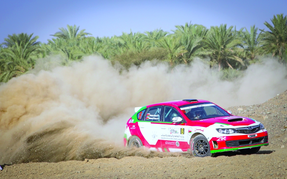 زكريا العامري في منافسات النسخة الماضية للرالي