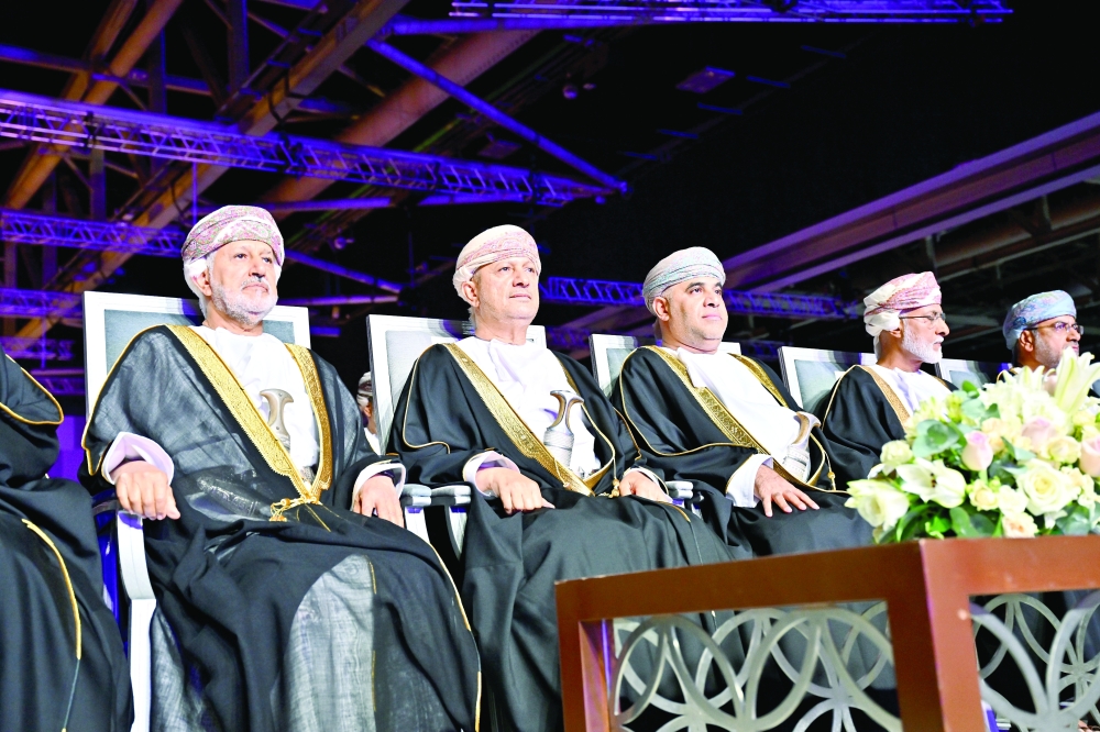 الحبسي خلال رعايته افتتاح مؤتمر ومعرض عمان العقاري