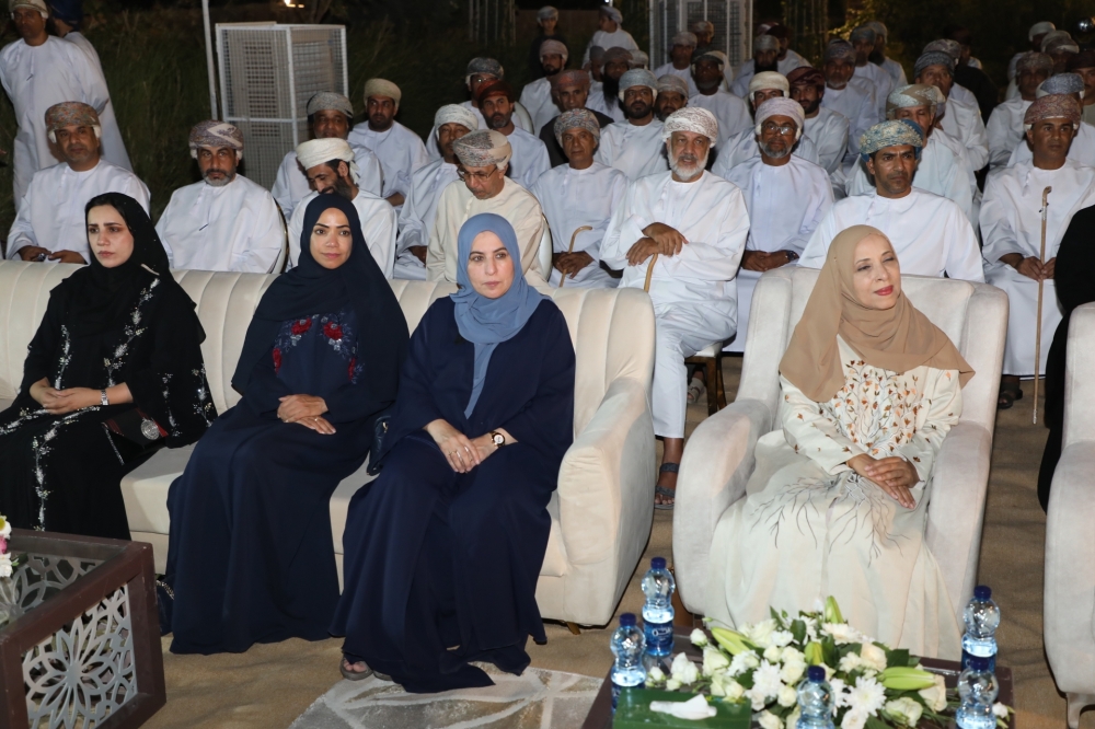 راعية المناسبة والحضور خلال حفل التكريم 